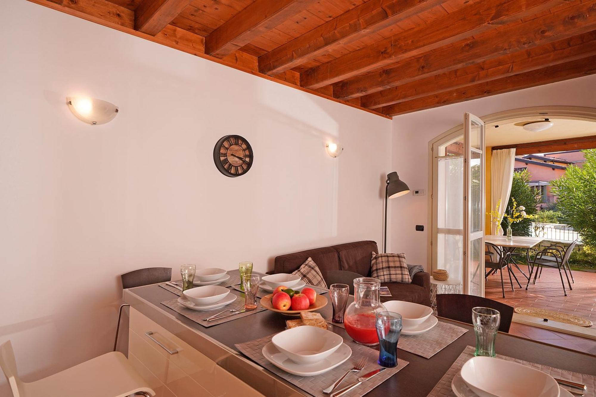 Borgo Del Torchio - Gardagate Apartment Manerba del Garda Exterior photo