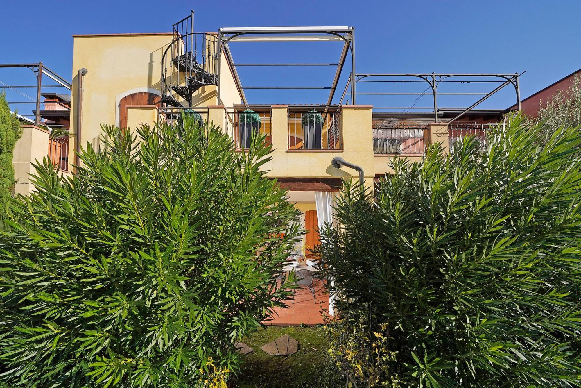 Borgo Del Torchio - Gardagate Apartment Manerba del Garda Exterior photo